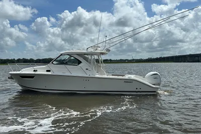 Pursuit OS 325 Offshore
