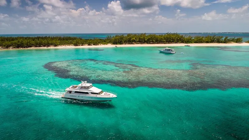 Lady Lorraine Yacht Photos Pics Starboard Overhead