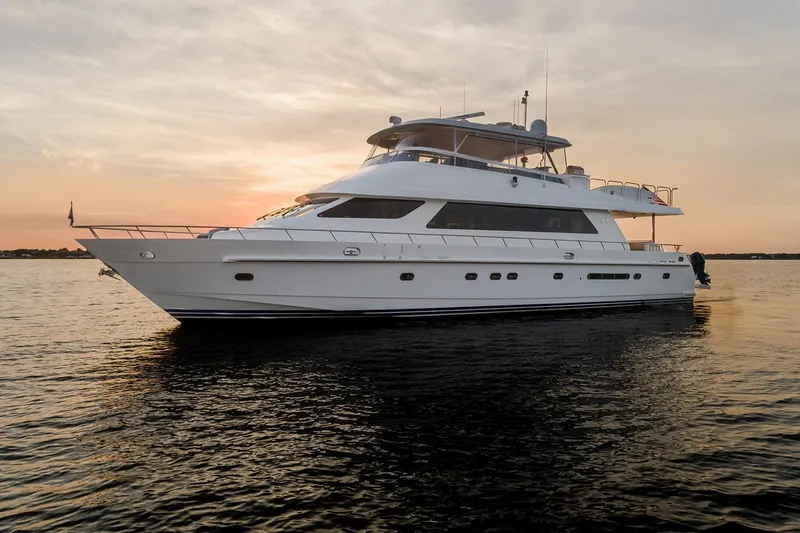 Dark Horse Yacht Photos Pics 