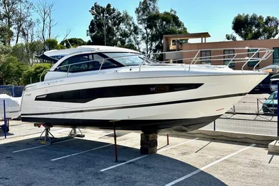 2020 Jeanneau Leader 36