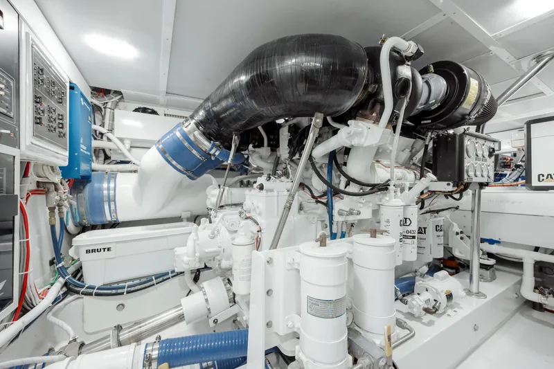 Double R Yacht Photos Pics 