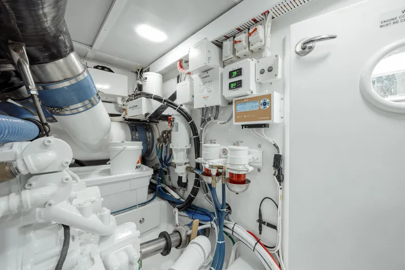 Double R Yacht Photos Pics 