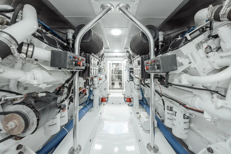 Double R Yacht Photos Pics 