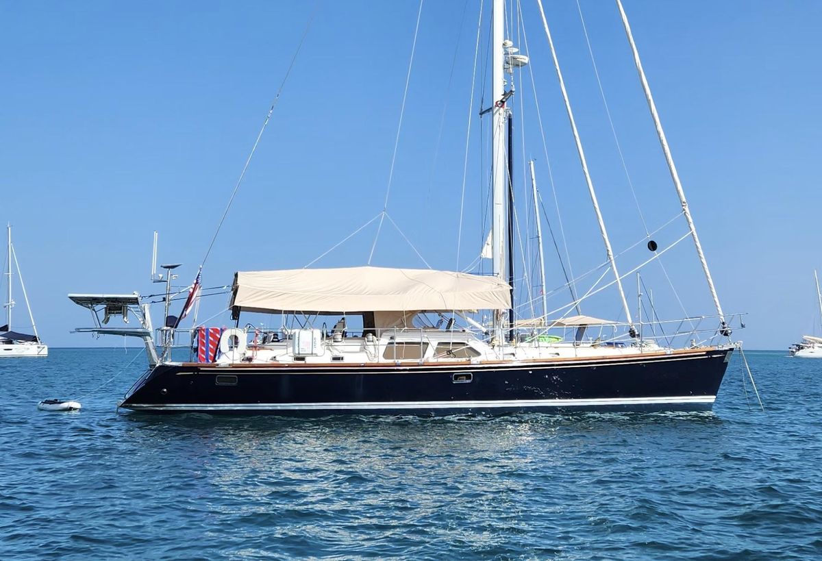 2009 Hylas 54 