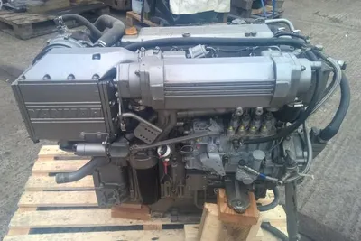1999 Yanmar 4LH-DTE Marine Diesel Engine Breaking For Spares 4LH-DTE