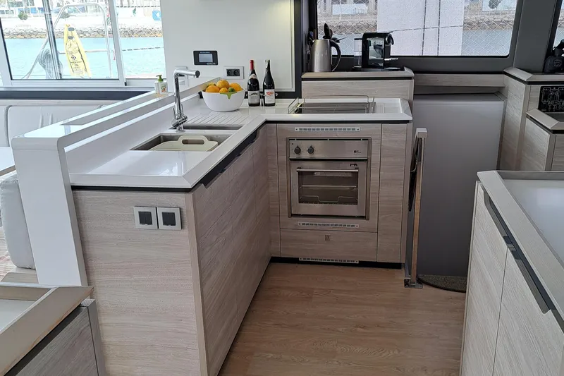 Samurai Yacht Photos Pics 