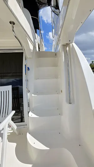 The Perch Yacht Photos Pics Flybridge Companionway