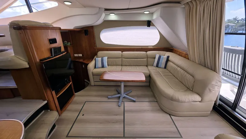 The Perch Yacht Photos Pics Salon Starboard