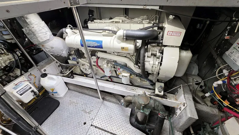 The Perch Yacht Photos Pics Engine Room Port