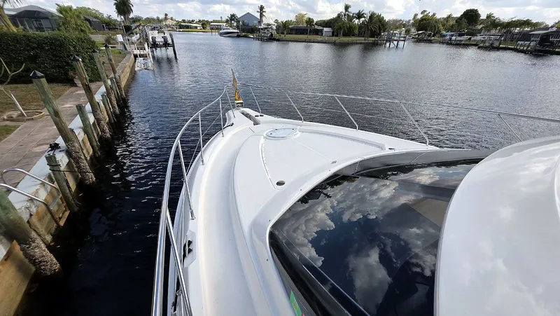 The Perch Yacht Photos Pics Foredeck Starboard