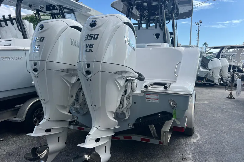  Yacht Photos Pics 2026 Sportsman Open 302 Center Console with twin Yamaha 350 V6 outboard engines.