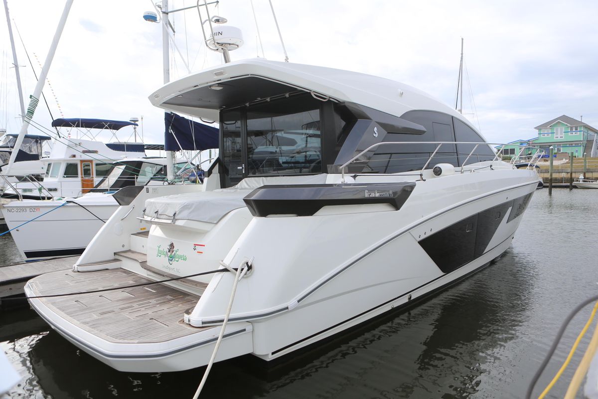2023 Beneteau 45 