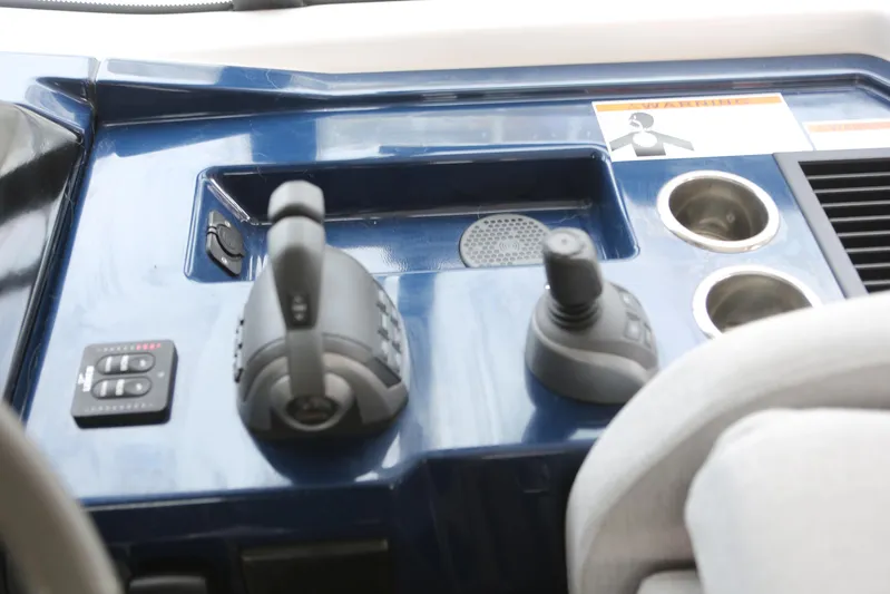 Lucky Lovers Yacht Photos Pics Joystick control