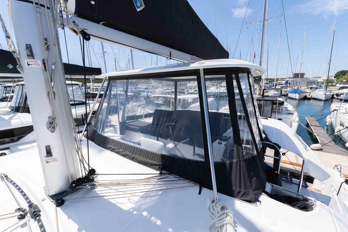 2024 Lagoon 45 