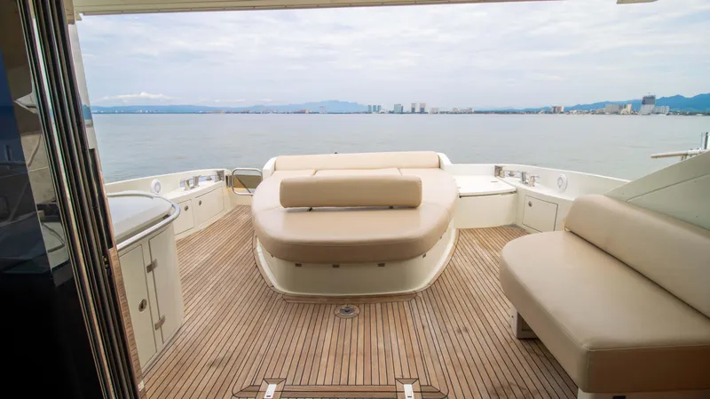 Bala Yacht Photos Pics Luxurious Azimut 62S yacht deck with ocean view, 2009 model.