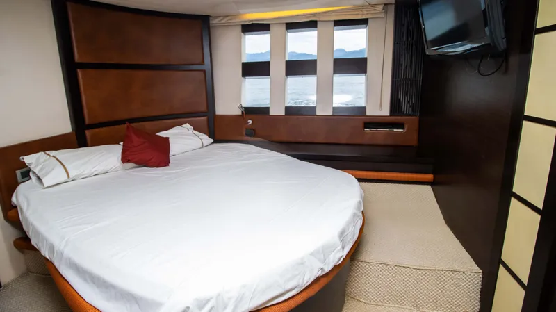 Bala Yacht Photos Pics Luxurious cabin on a 2009 Azimut 62S yacht.