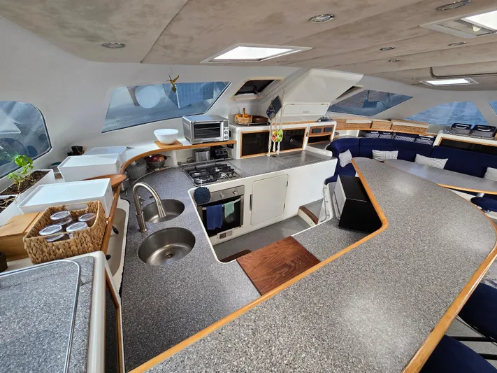 Kairos Yacht Photos Pics 