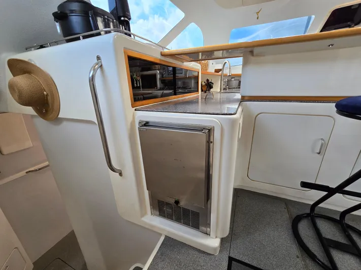 Kairos Yacht Photos Pics 