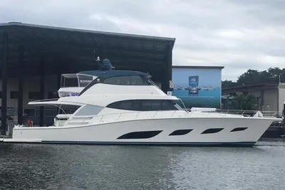 Riviera 72 Sports Motor Yacht