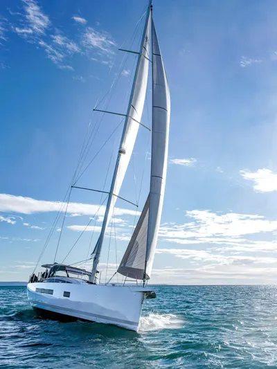 Blue Heart Yacht Photos Pics 