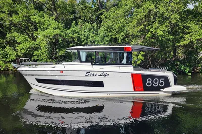 2023 Jeanneau NC Sport 895