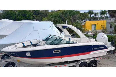 Chaparral 270 OSX