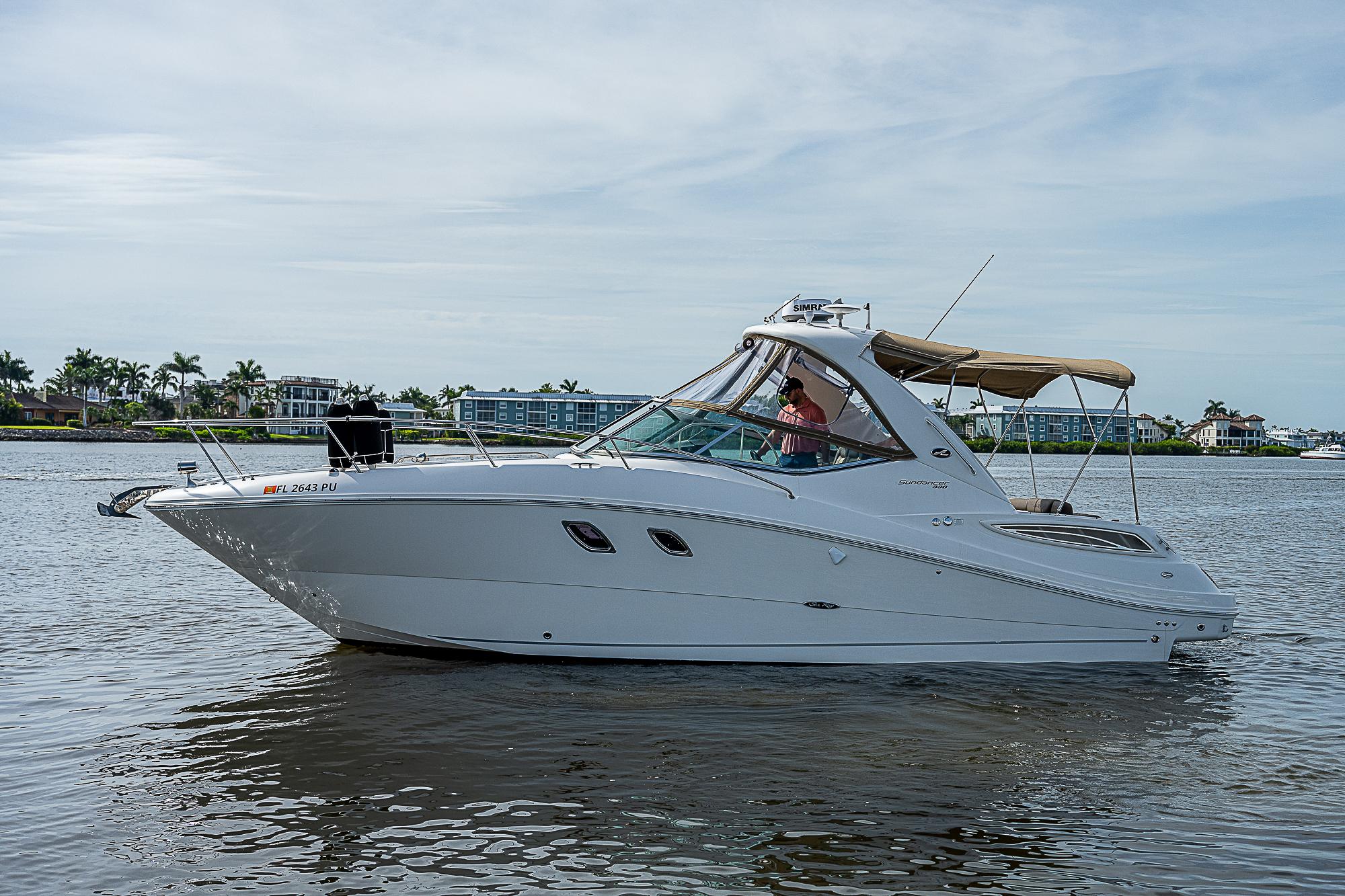 Sea Ray 330 Sundancer Boat for sale in Pocasset, MA for $62,850, 253001