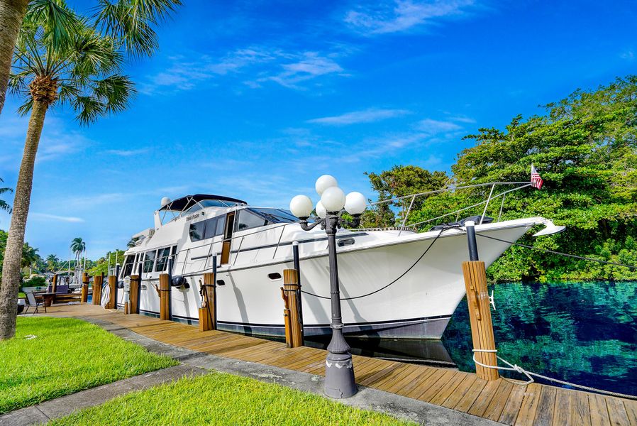 2000 Pacific Mariner 65 Motoryacht