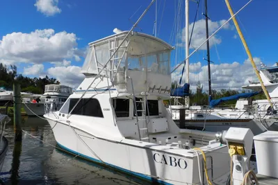 1999 Cabo 35 Flybridge Sportfisher
