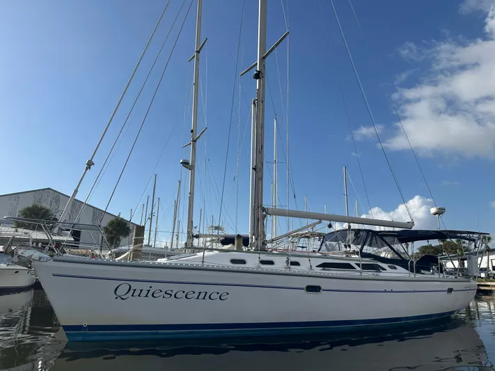 Quiescence Yacht Photos Pics 