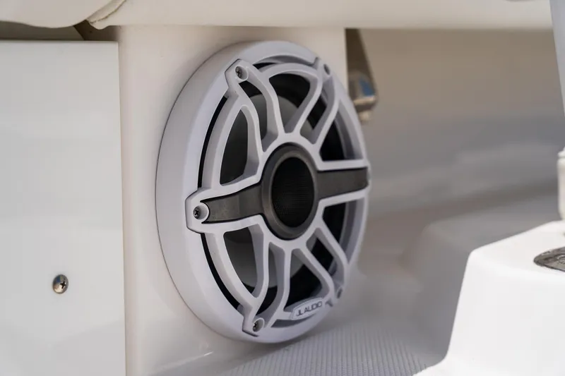  Yacht Photos Pics Speaker on 2021 Everglades 273 Center Console boat, featuring JL Audio marine sound system.