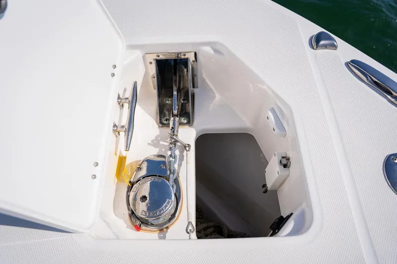  Yacht Photos Pics Anchor compartment of 2021 Everglades 273 Center Console boat, featuring stainless steel hardware.