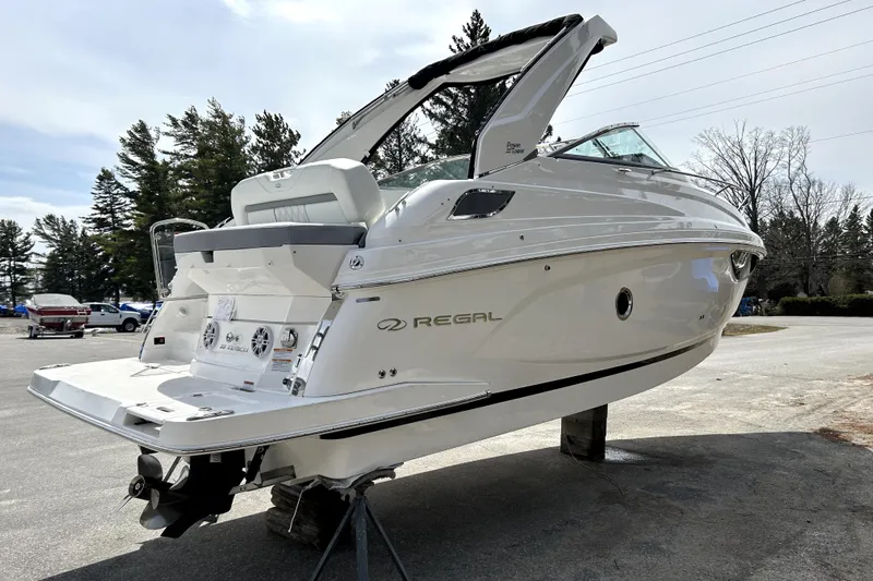  Yacht Photos Pics 2023 Regal 28 Express boat on display, showcasing sleek design and modern features.