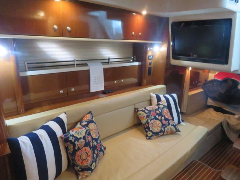 2008 Sea Ray 330 DA