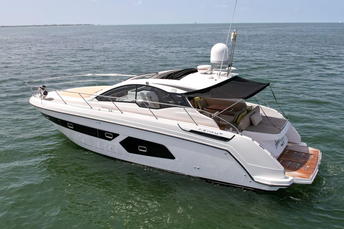 2016 Azimut 43 