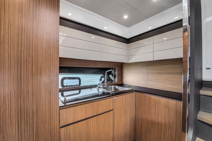 2016 Azimut 43