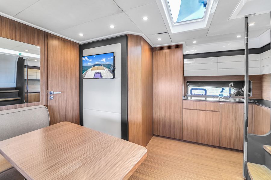 2016 Azimut 43