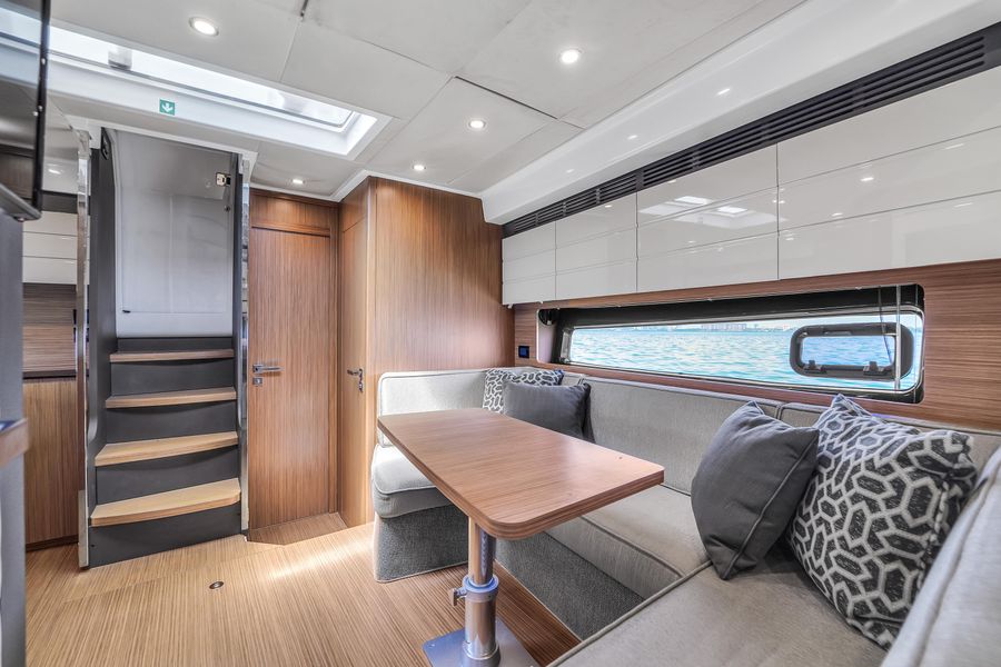 2016 Azimut 43
