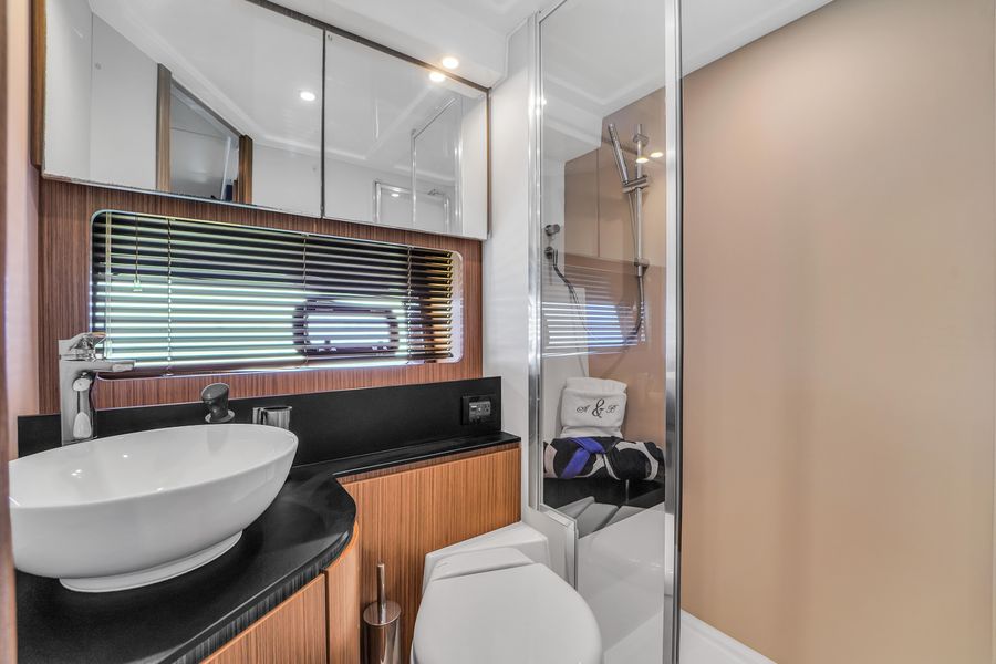 2016 Azimut 43