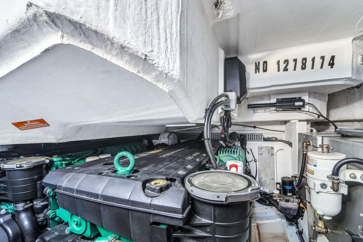 2016 Azimut 43 