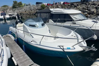 2005 Beneteau Flyer 750 Open