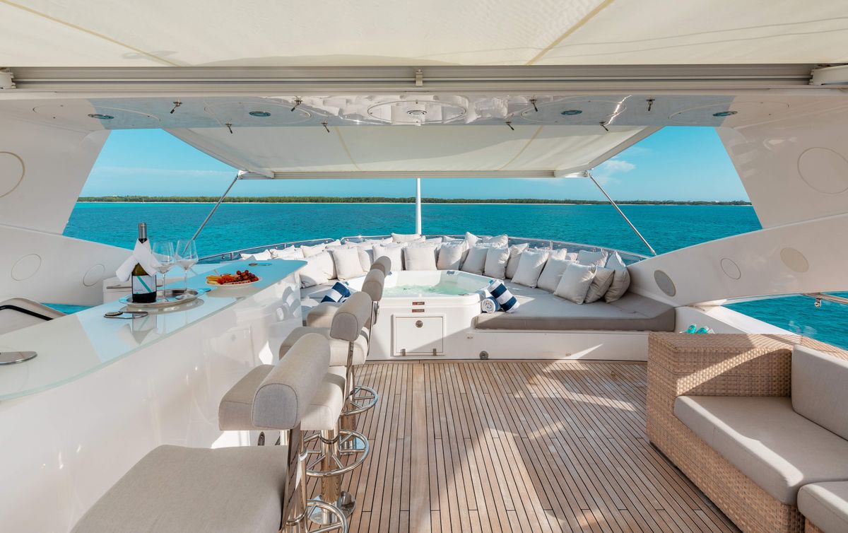 2009 Sunseeker 121 