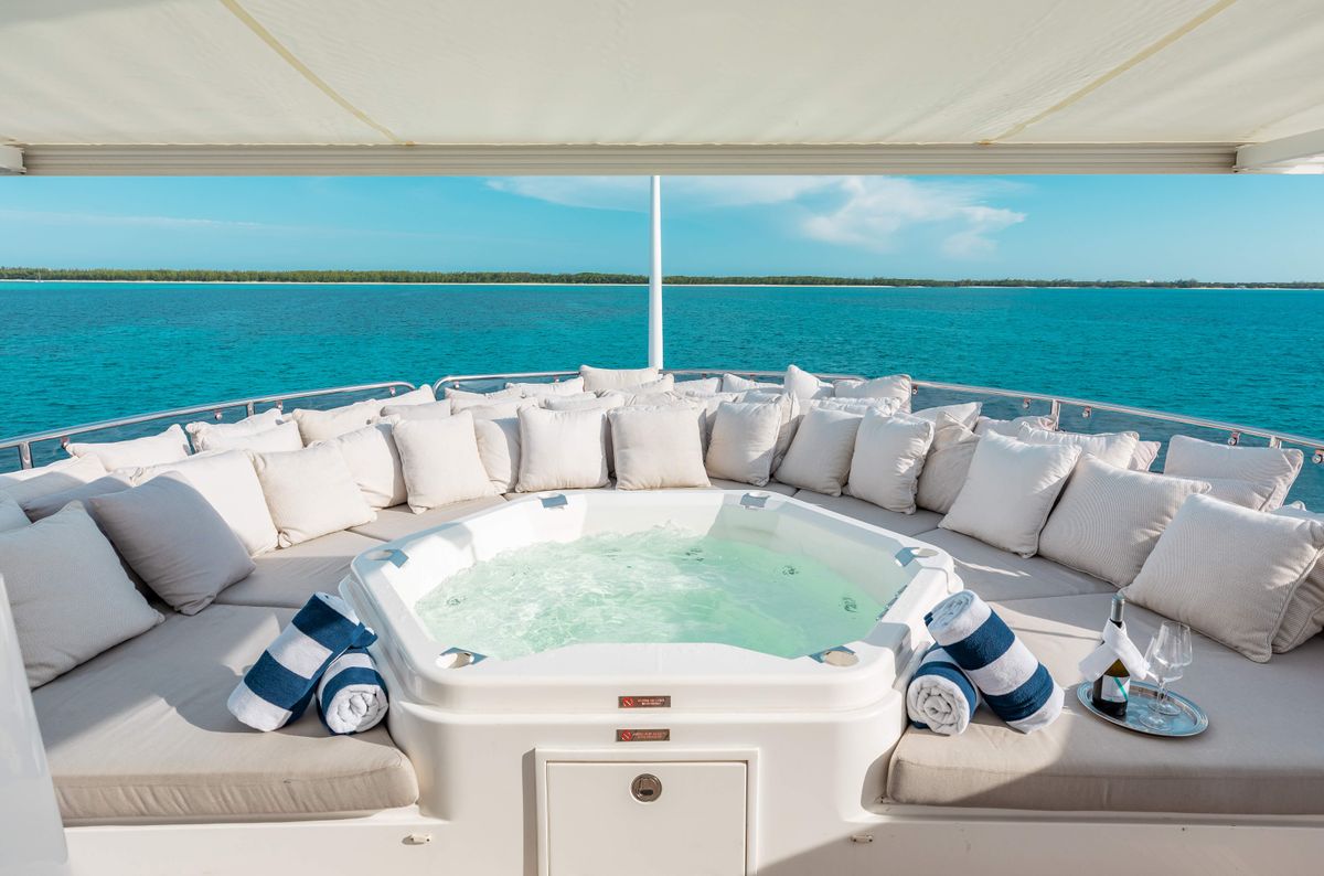 2009 Sunseeker 121 