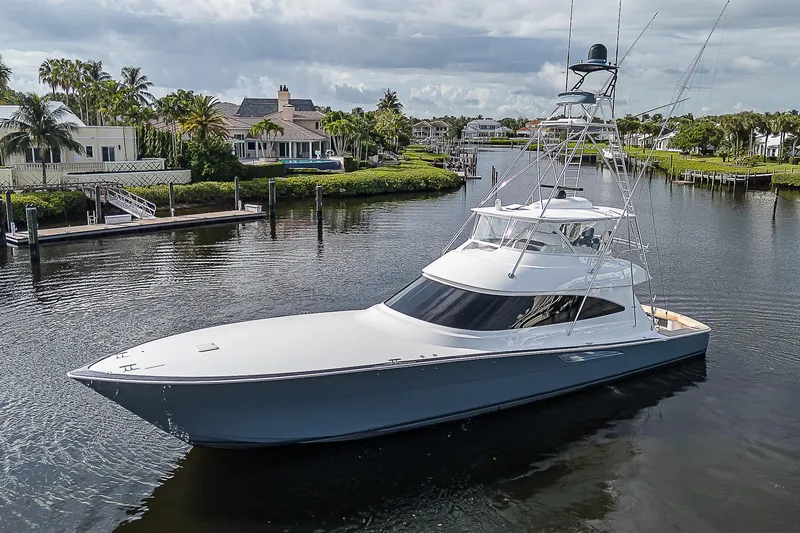 Lady Surfbum Yacht Photos Pics 