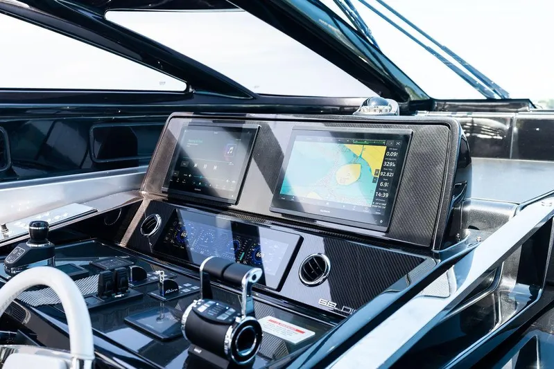 Club T Yacht Photos Pics 