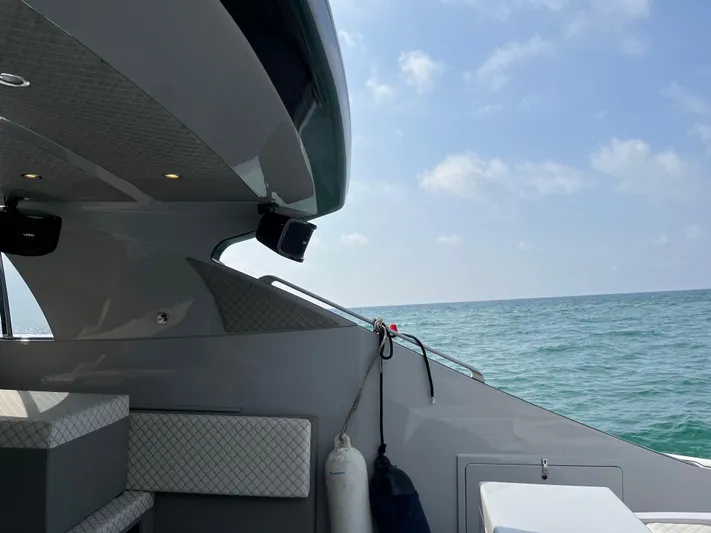  Yacht Photos Pics Otam 55 Millenium yacht interior with ocean view, 1998 model.