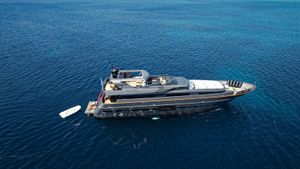 Cantieri di Pisa Akhir 110