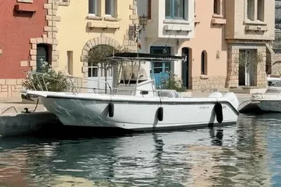 2000 Boston Whaler 26 Outrage