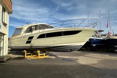 2021 Marex 375