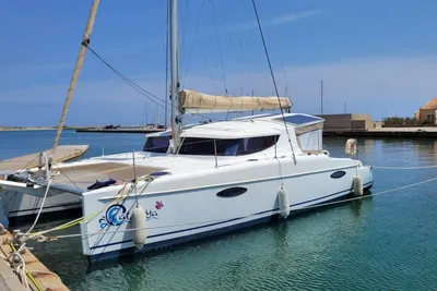 2007 Fountaine Pajot Mahe 36